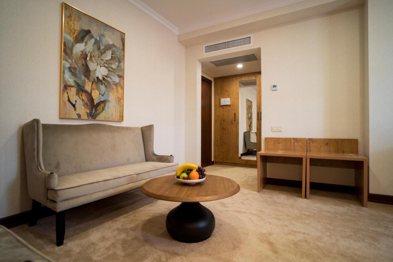 Oscar Boutique Hotel Ташкент Екстер'єр фото